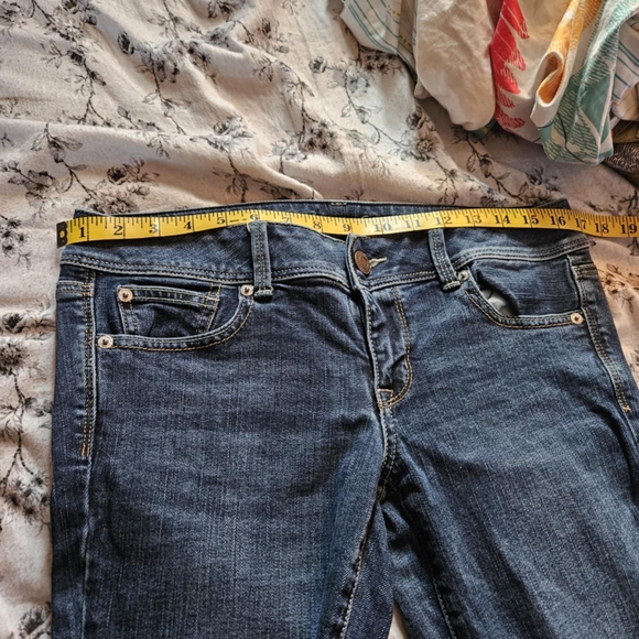 American Eagle Jeans - Picture 4 of 6